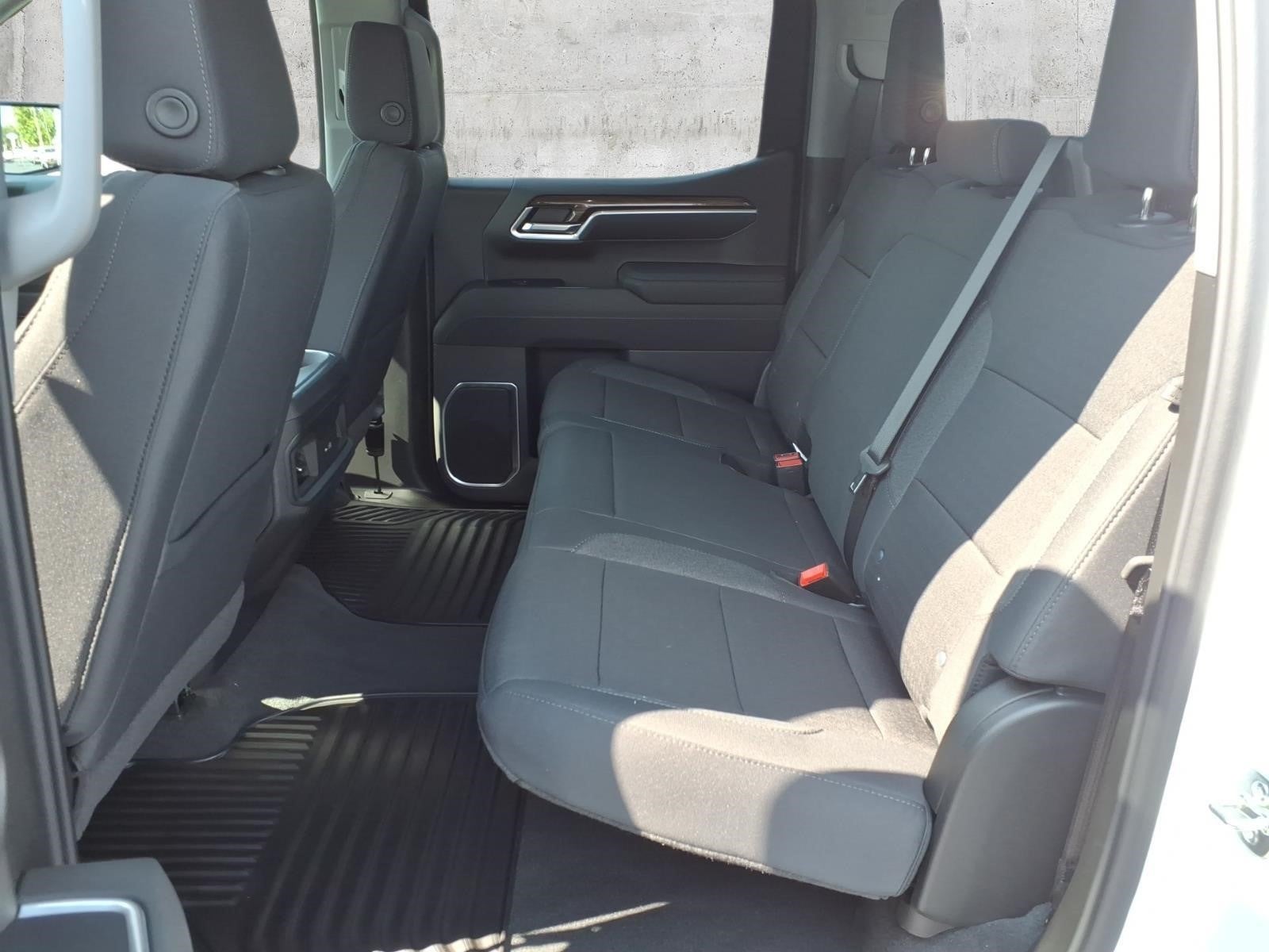 2026 Chevrolet Silverado 1500 LT - Photo 6