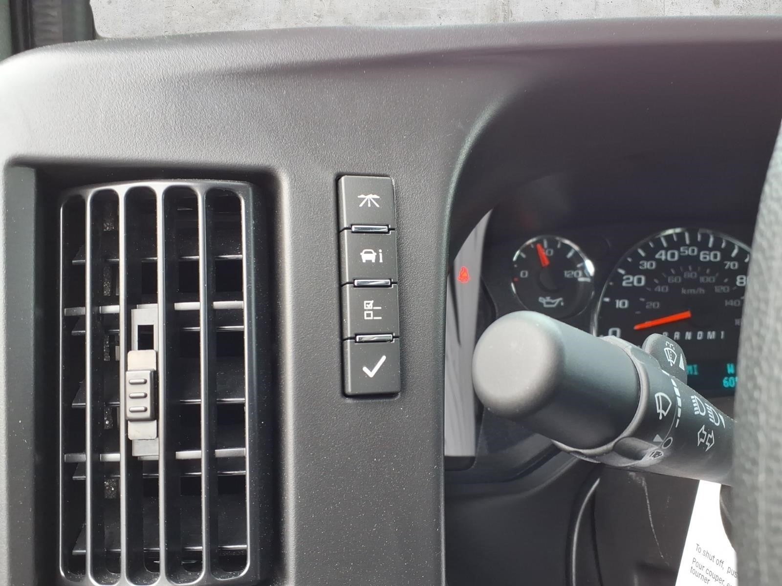 2026 Chevrolet Express Cargo WT