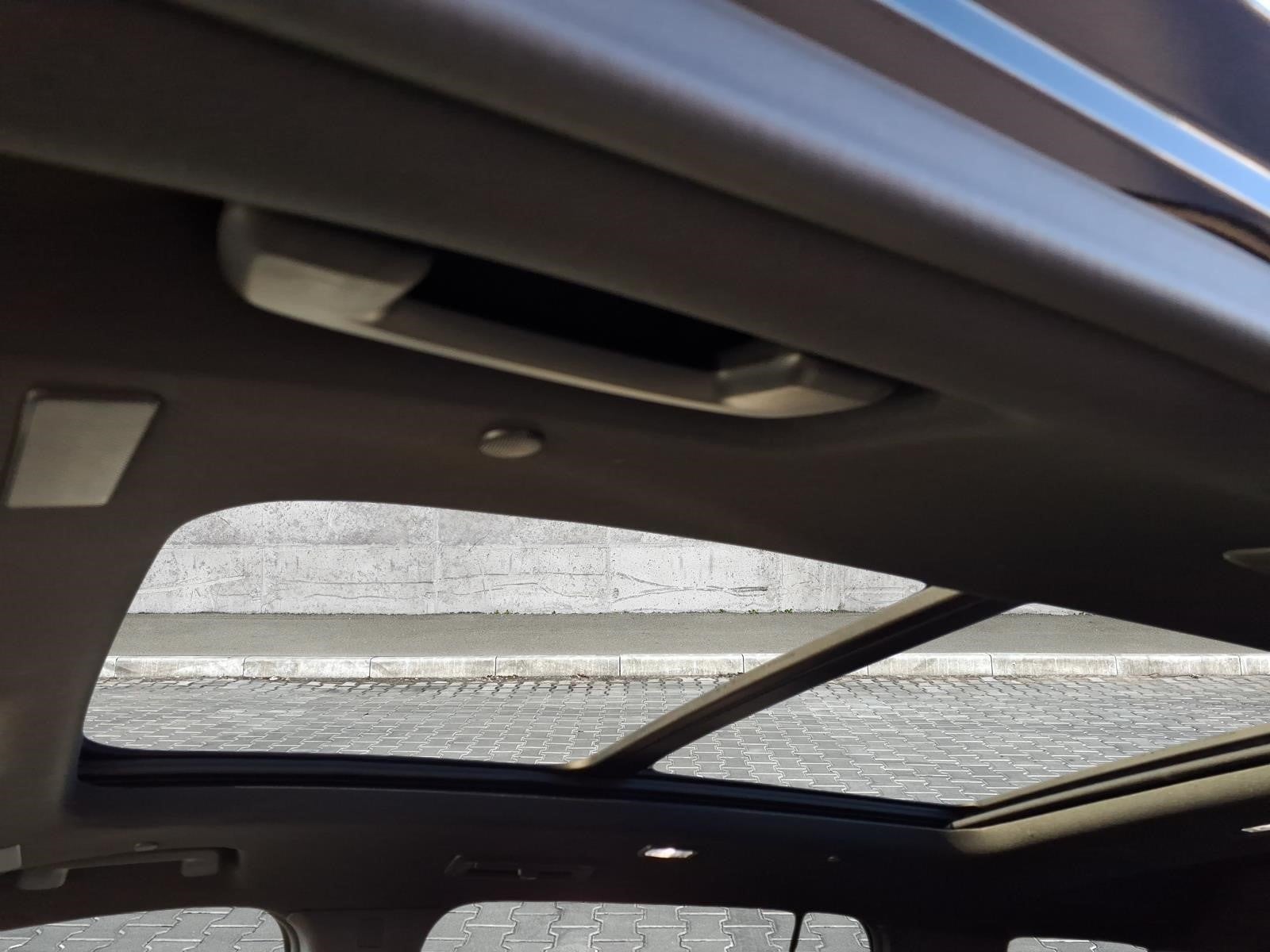 2027 Chevrolet Traverse LT - Photo 6