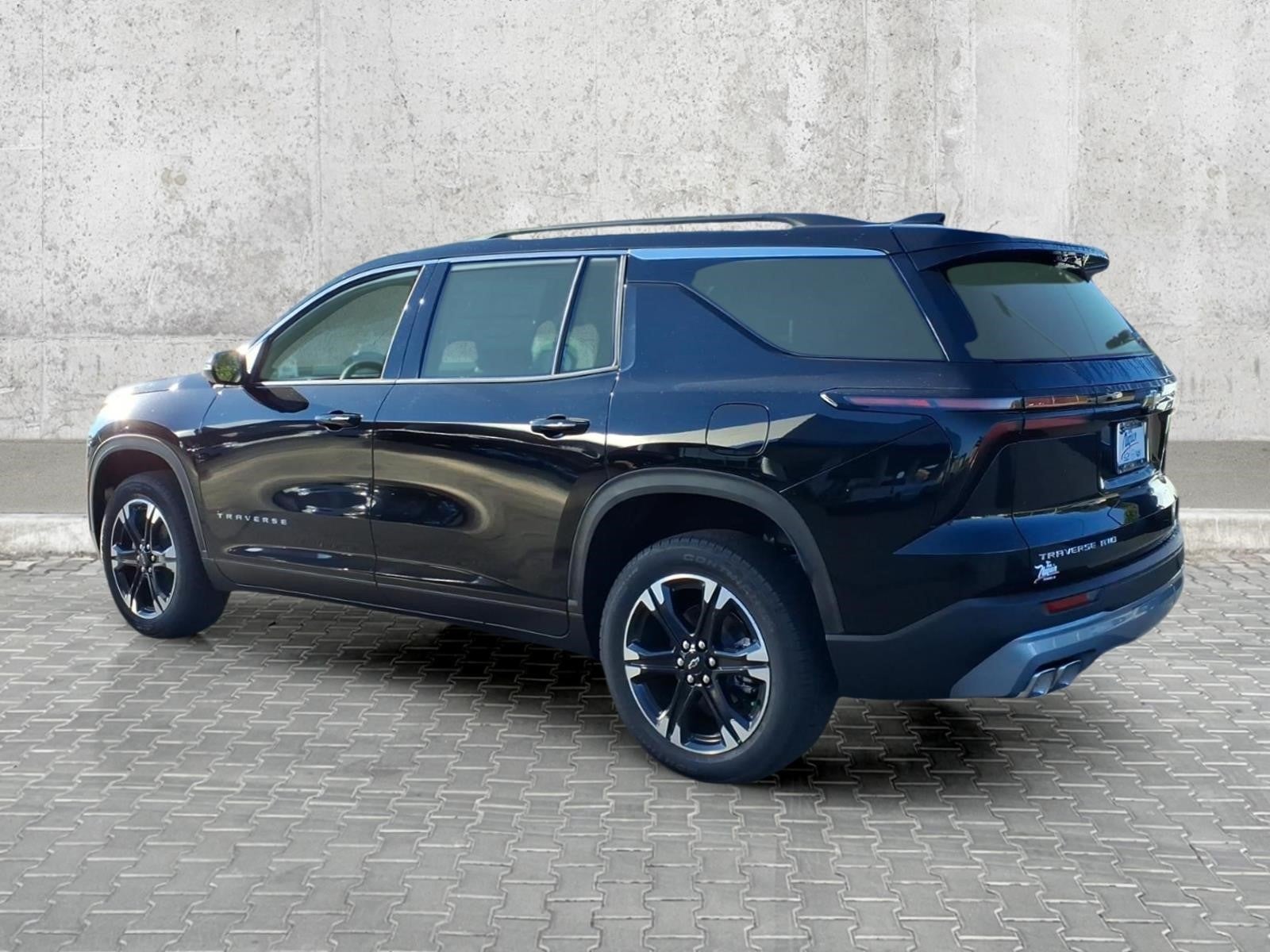 2027 Chevrolet Traverse LT - Photo 9