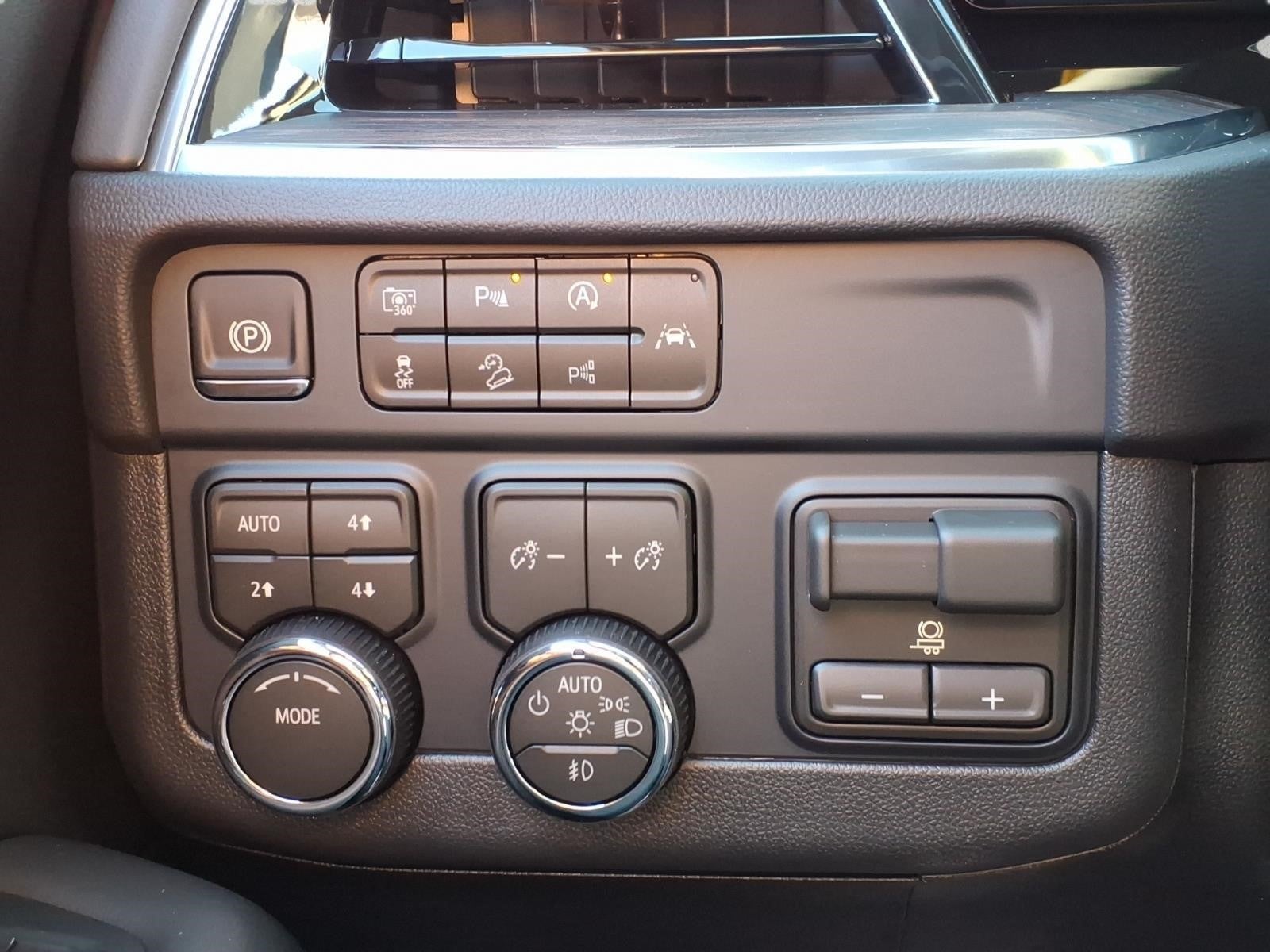2027 Chevrolet Tahoe LT