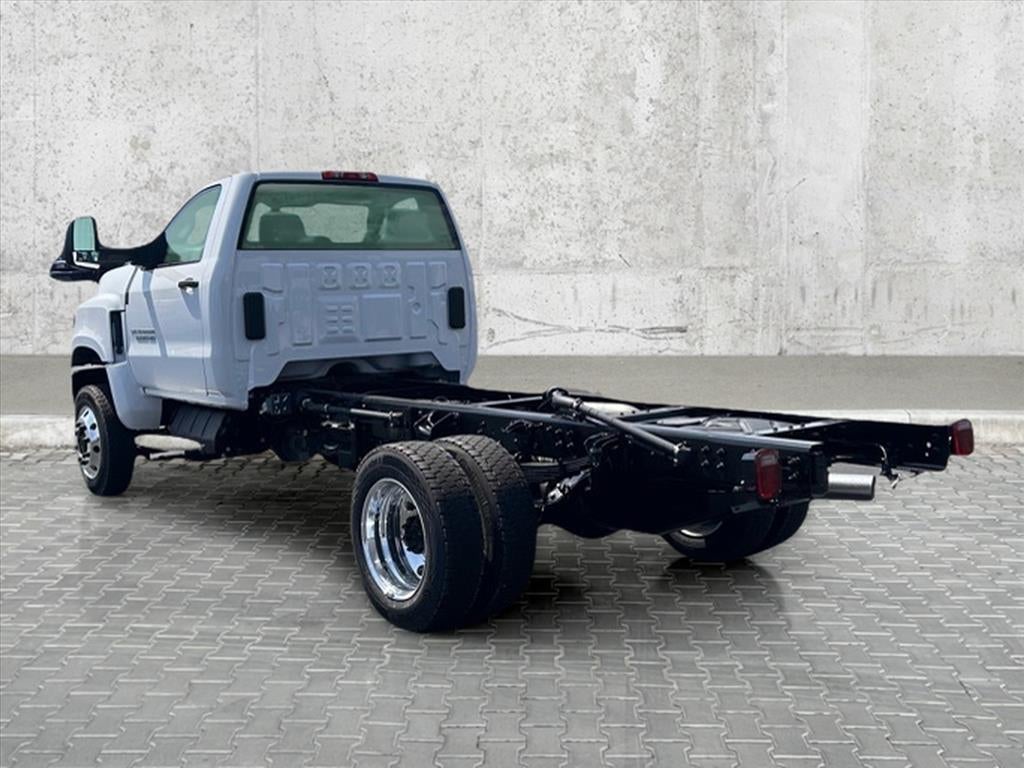 2024 Chevrolet Silverado 6500 HD LT