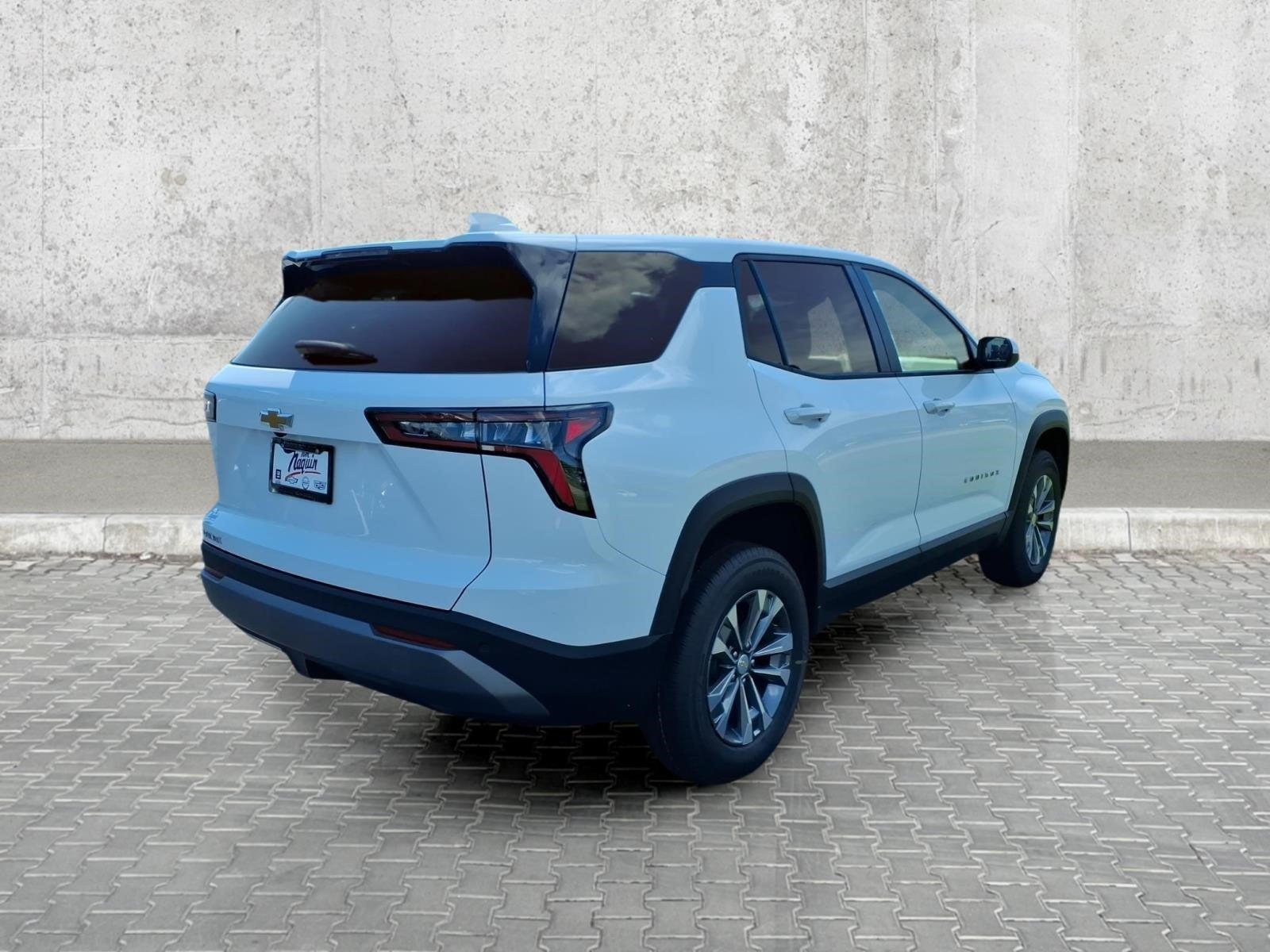 2026 Chevrolet Equinox LT - Photo 9