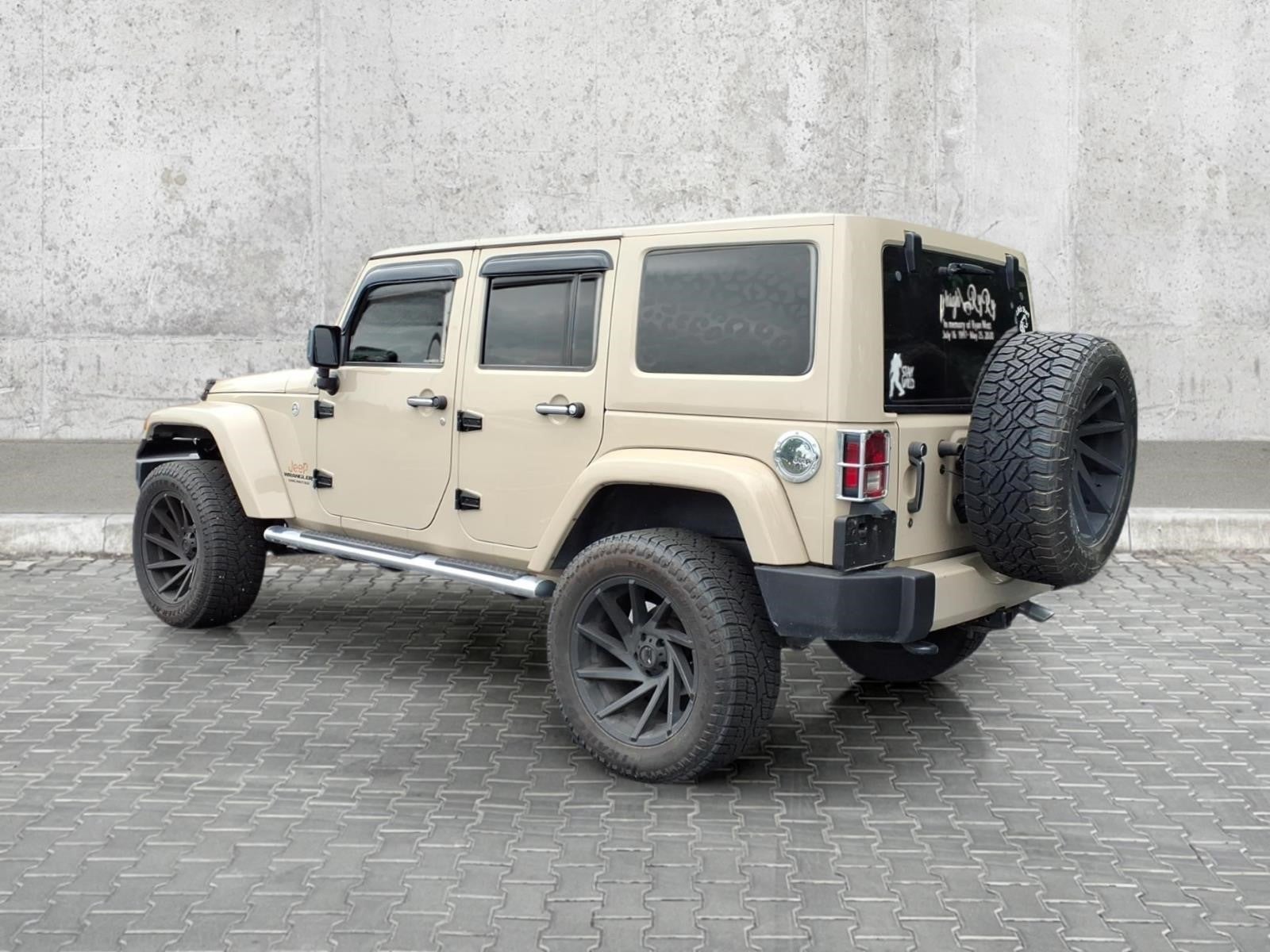2016 Jeep Wrangler Unlimited Sahara