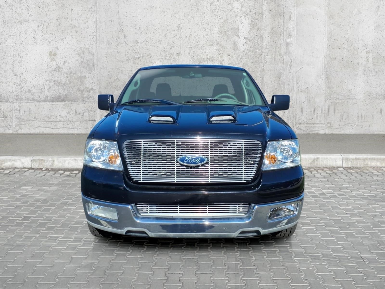 2004 Ford F-150 XL