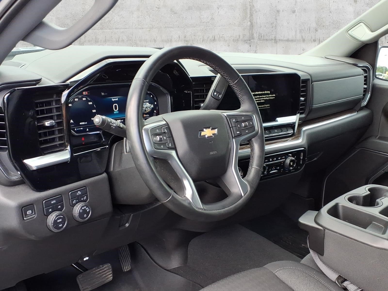 2024 Chevrolet Silverado 1500 LT (2FL)