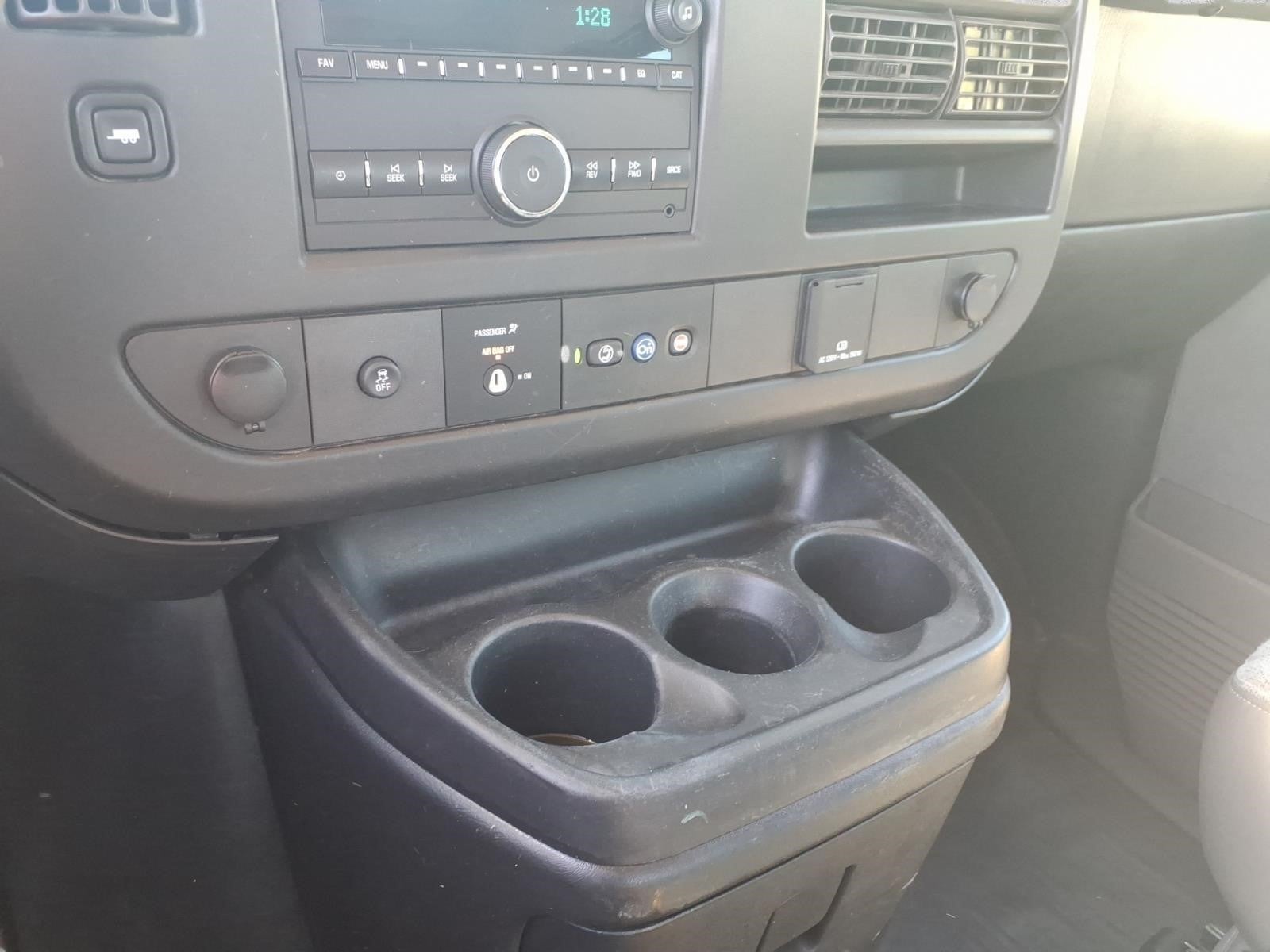 2019 Chevrolet Express Cargo 2500 VAN RWD 2500 135"