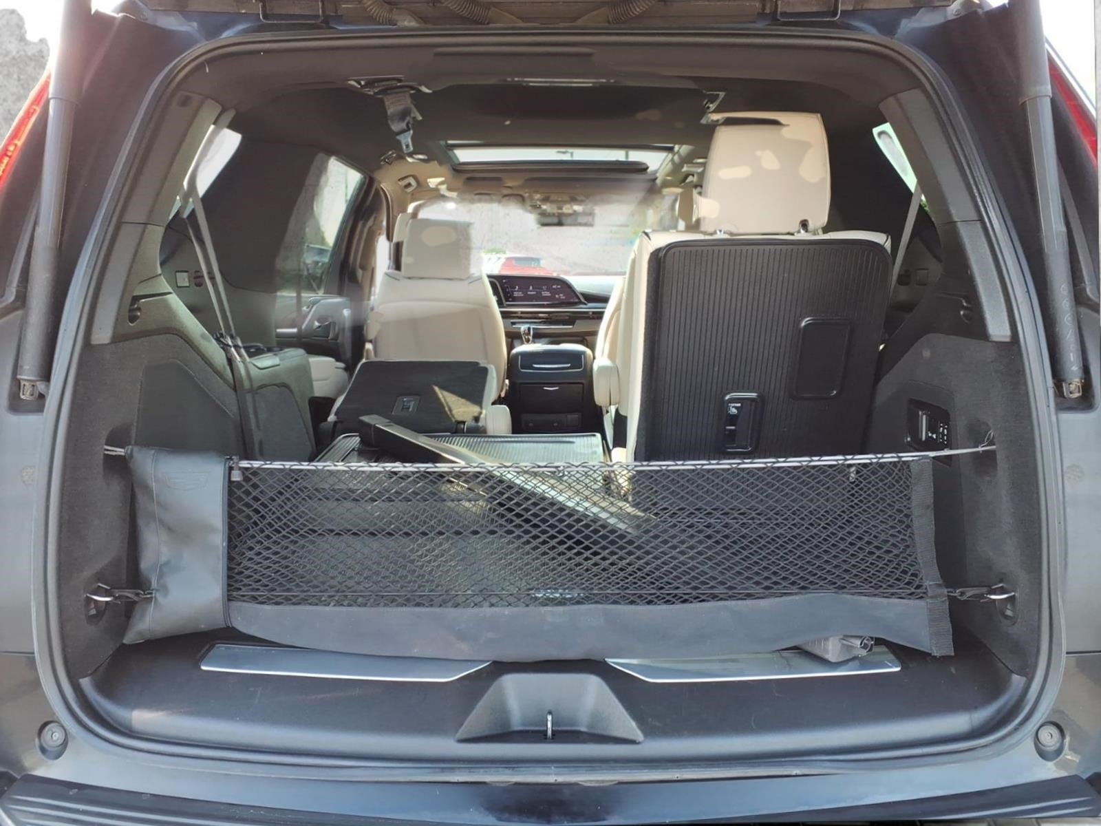 2022 Cadillac Escalade Sport