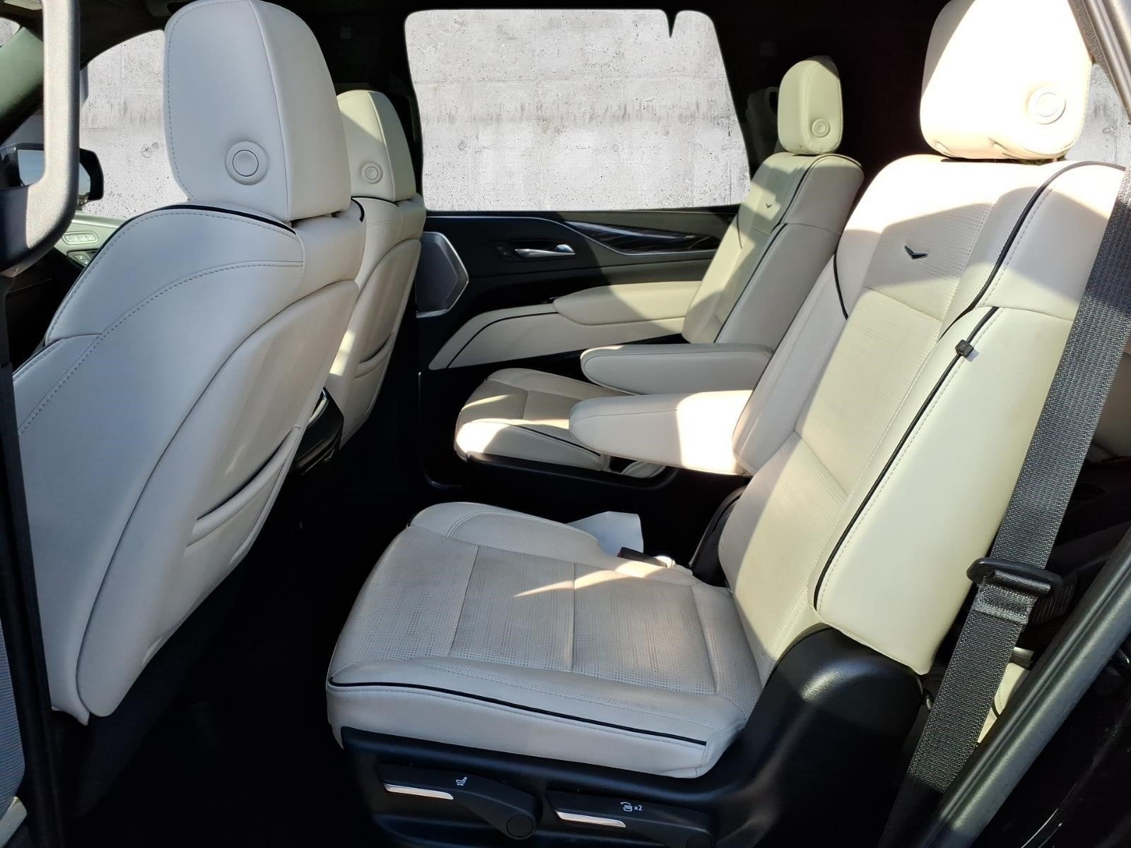 2022 Cadillac Escalade Sport