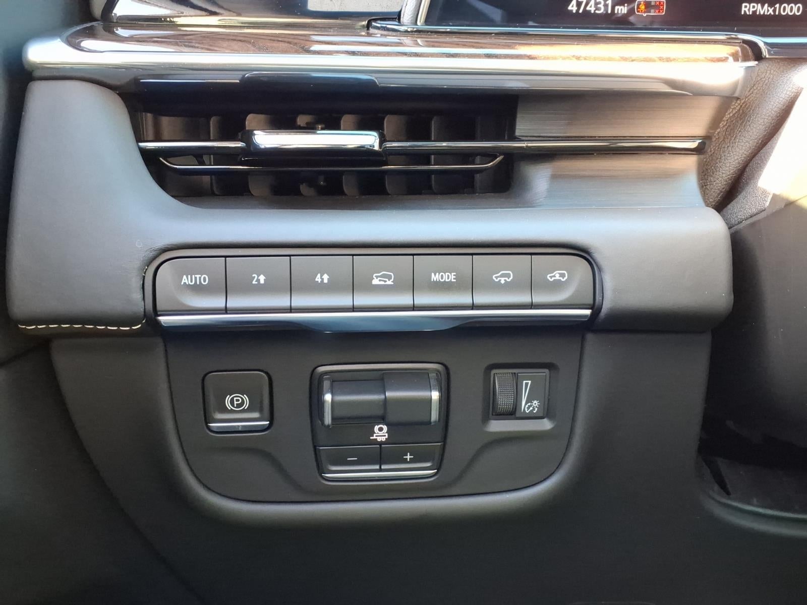 2022 Cadillac Escalade Sport Platinum