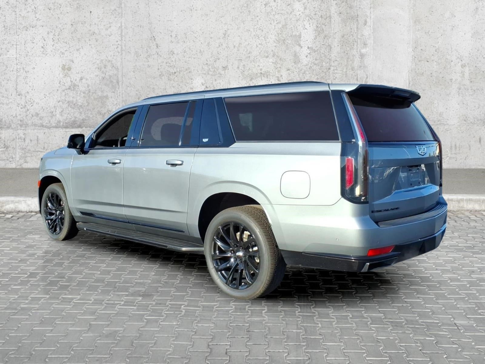 2023 Cadillac Escalade ESV 4WD Sport