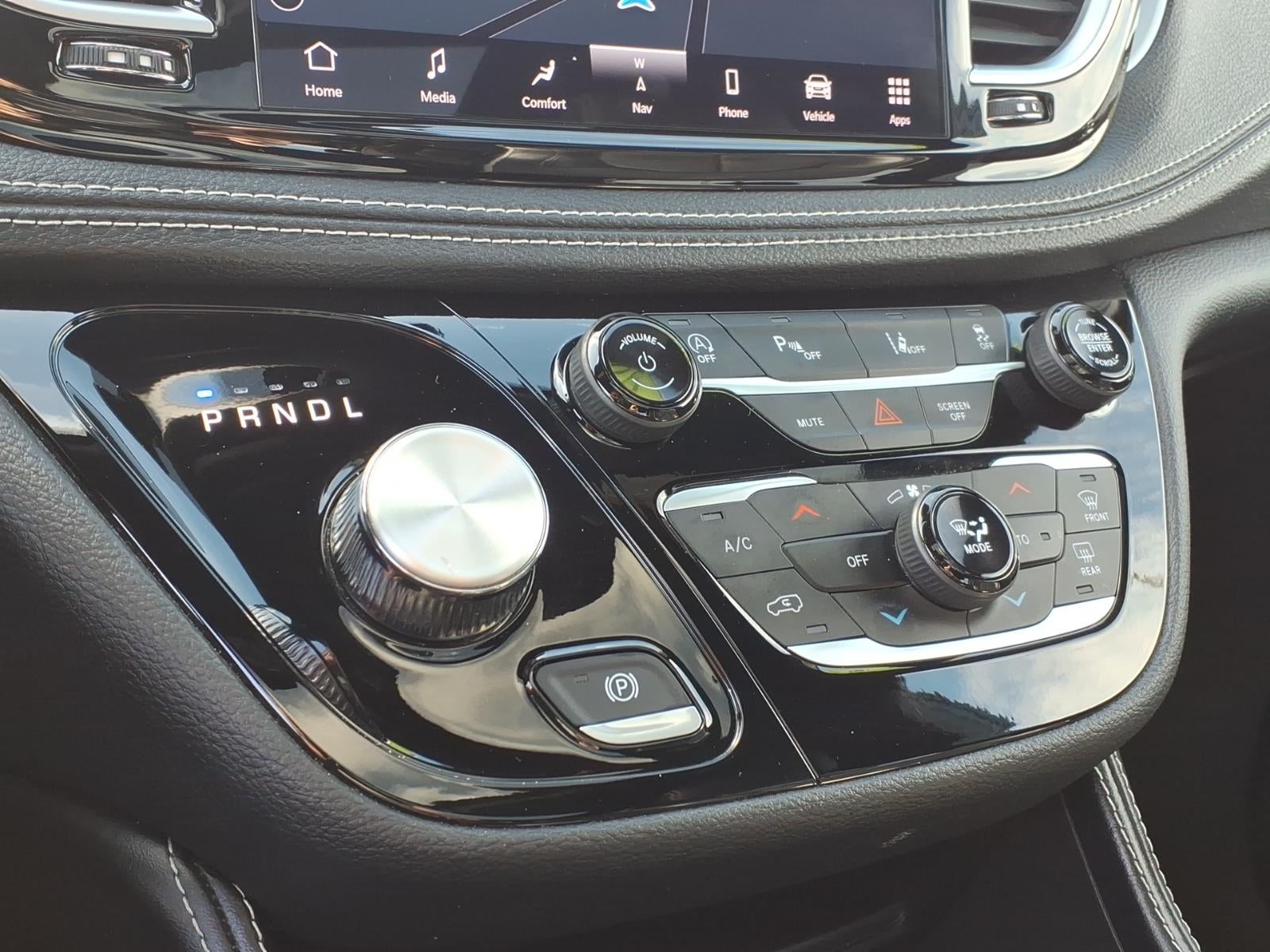 2025 Chrysler Pacifica Limited