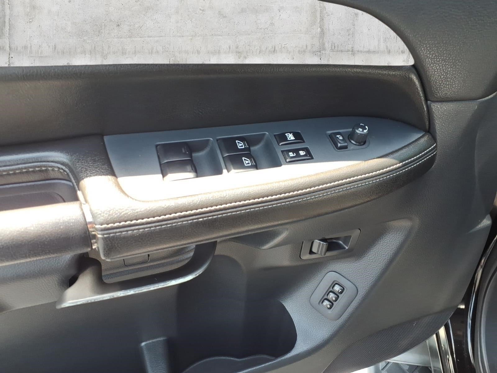 2010 Nissan Armada Platinum