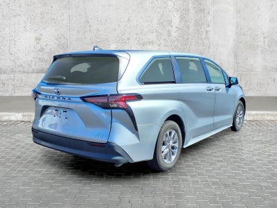 2022 Toyota Sienna XLE
