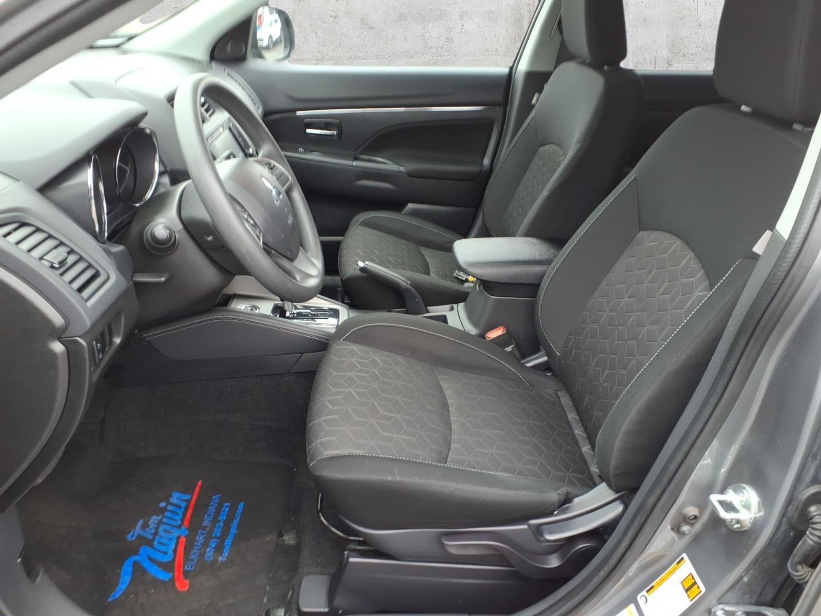 2025 Mitsubishi Outlander Sport S