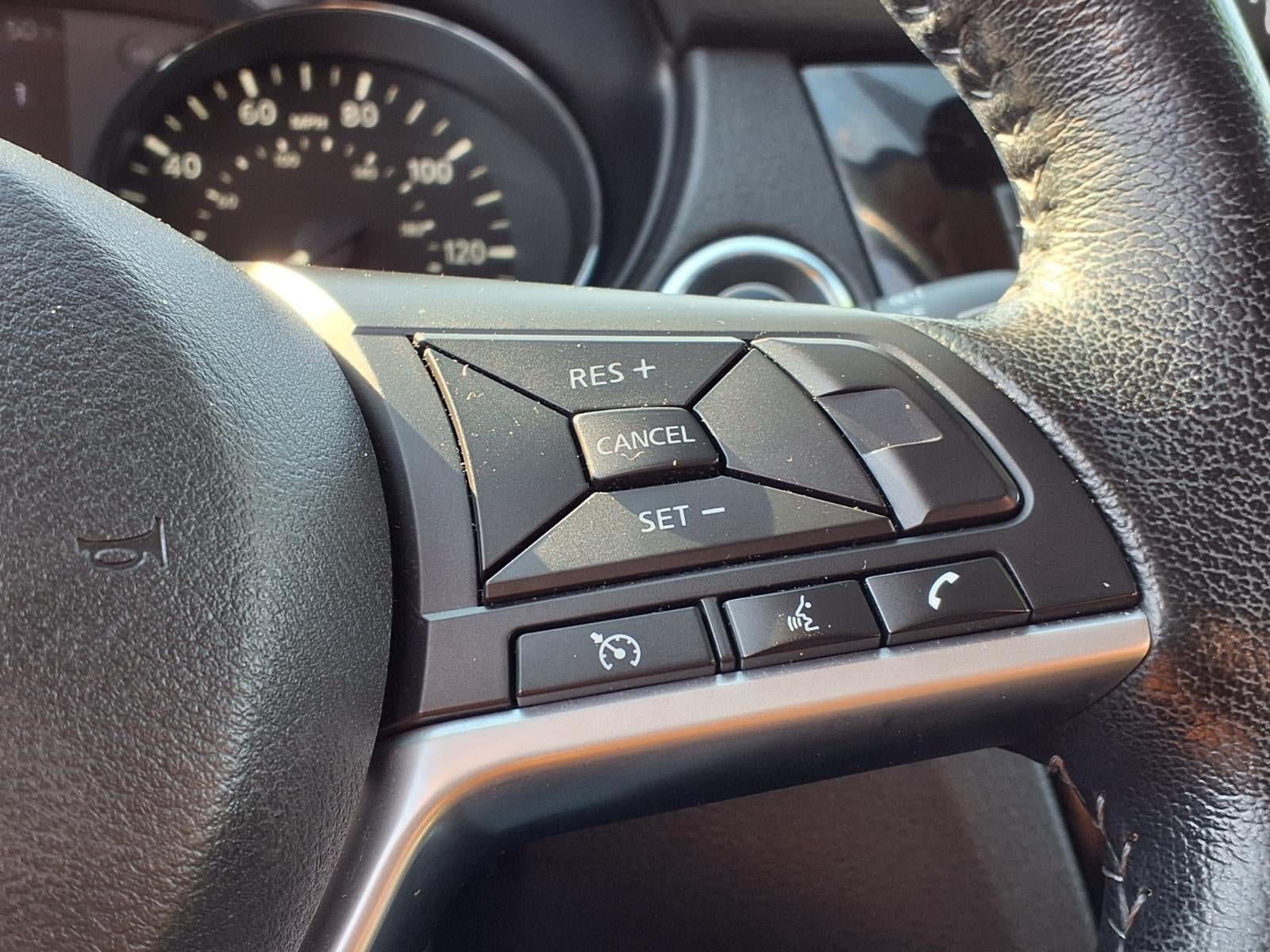 2020 Nissan Rogue Sport SV