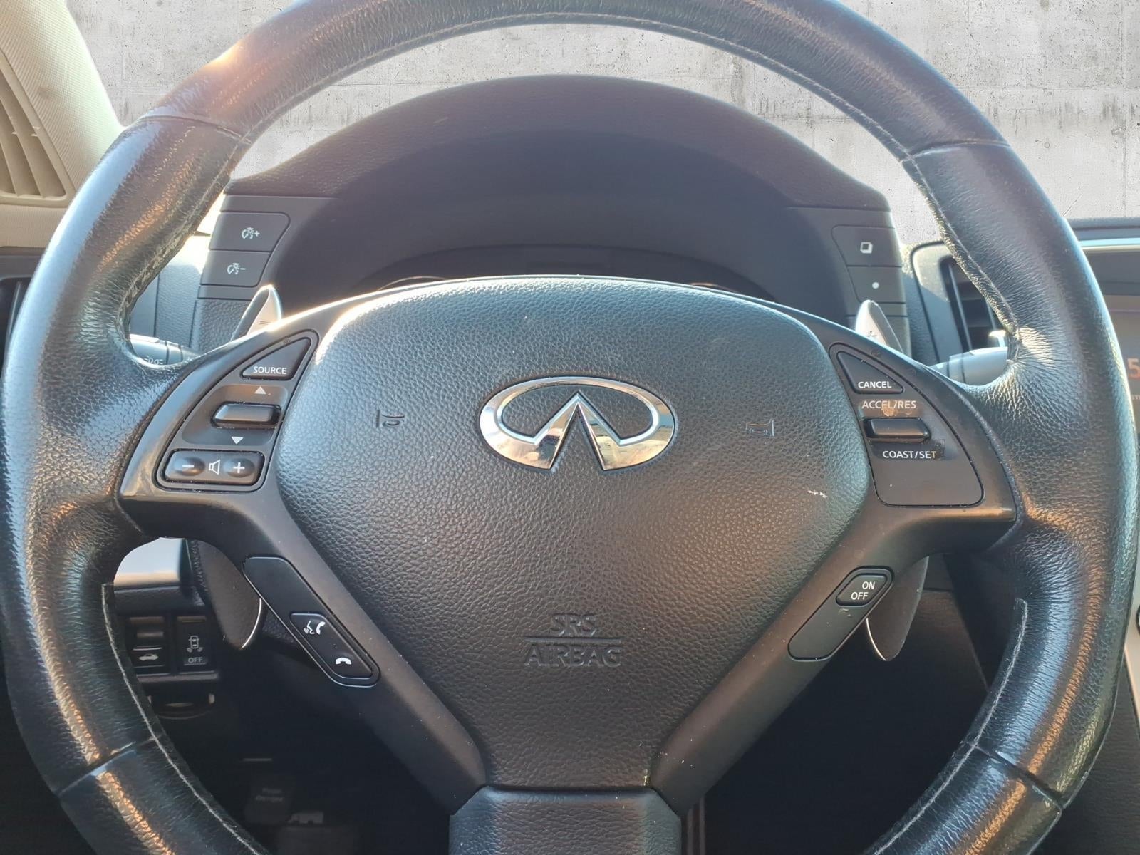 2011 INFINITI G37 Sedan x