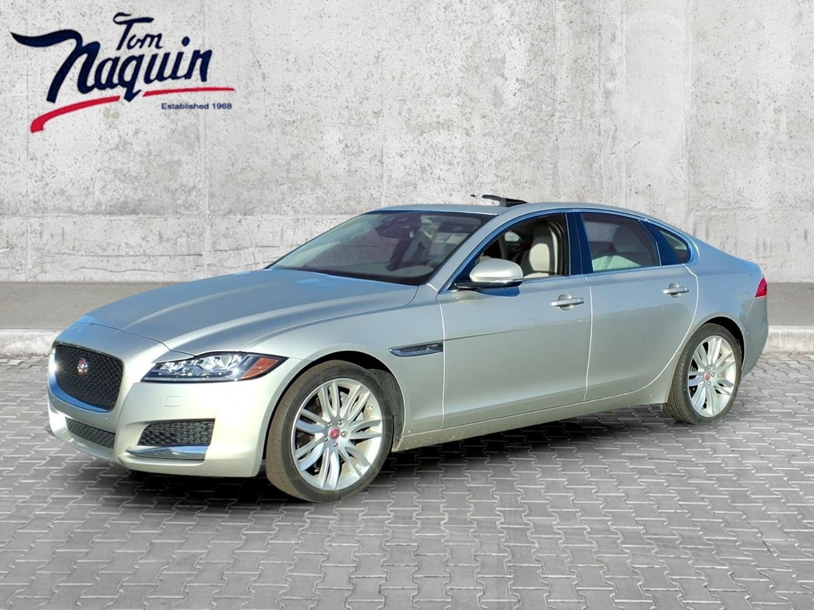 2017 Jaguar XF 35t Prestige
