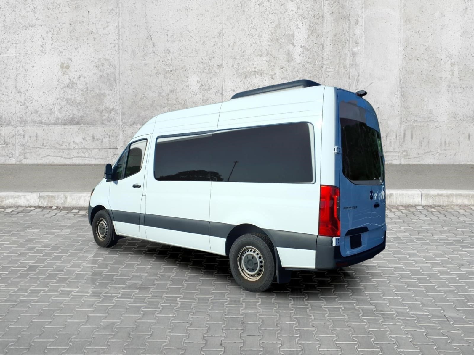 2024 Mercedes-Benz Sprinter Passenger Van 2500 STANDARD ROO