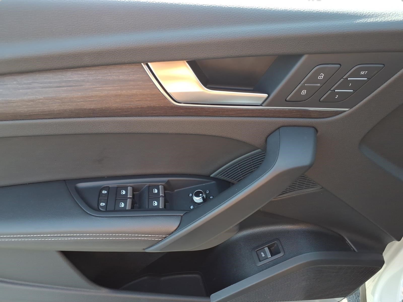 2024 Audi Q5 S line Premium Plus
