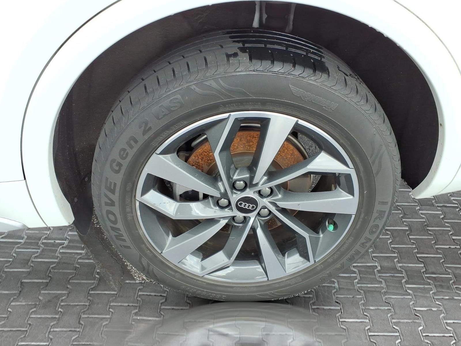 2023 Audi Q5 S line Premium Plus