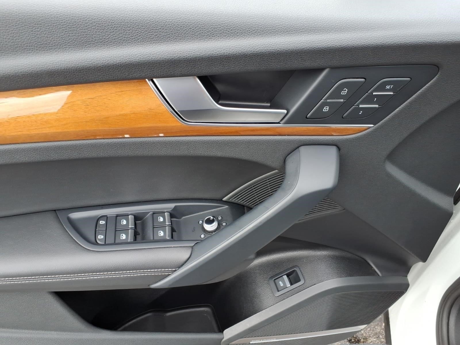 2023 Audi Q5 S line Premium Plus