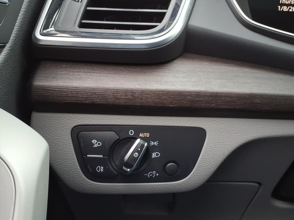 2024 Audi Q5 S line Premium Plus